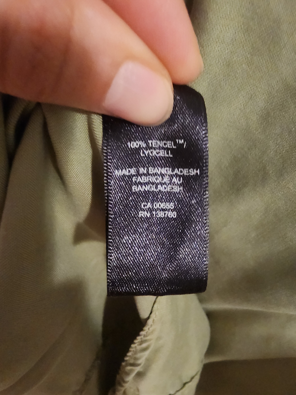 RW&CO Olive Dolman/Batwing Relaxed Sleeve Button-Down- Tencel/Lyocell - Small - Picture 8 of 8